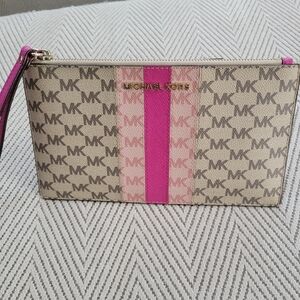 MK Michael Kors wristlet wallet